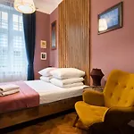 Opera Apartments